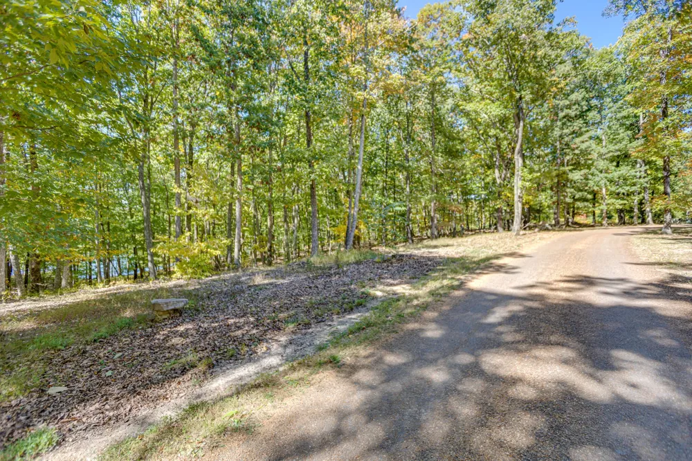 18B Myers Point Rd Sewanee, TN 37375