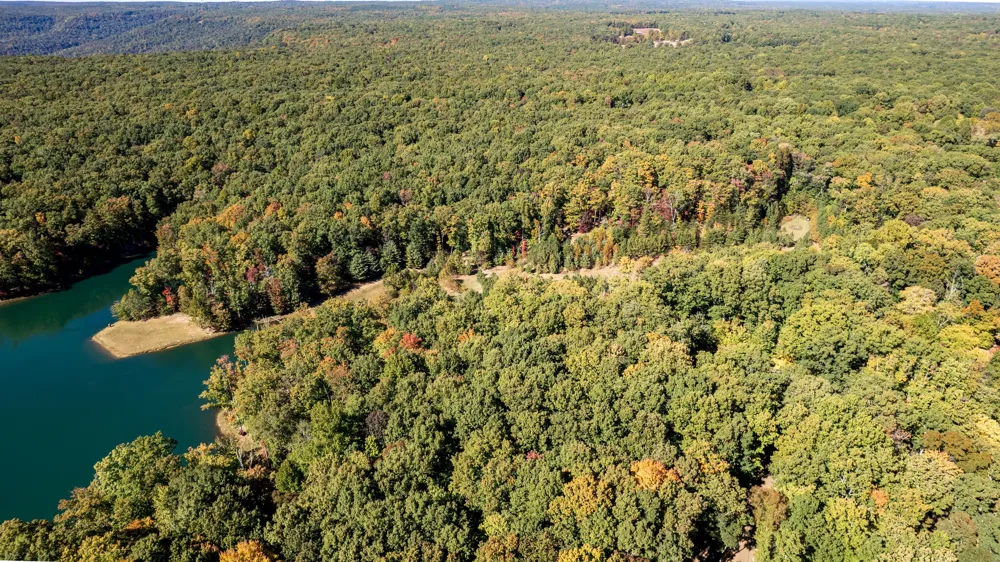 18B Myers Point Rd Sewanee, TN 37375