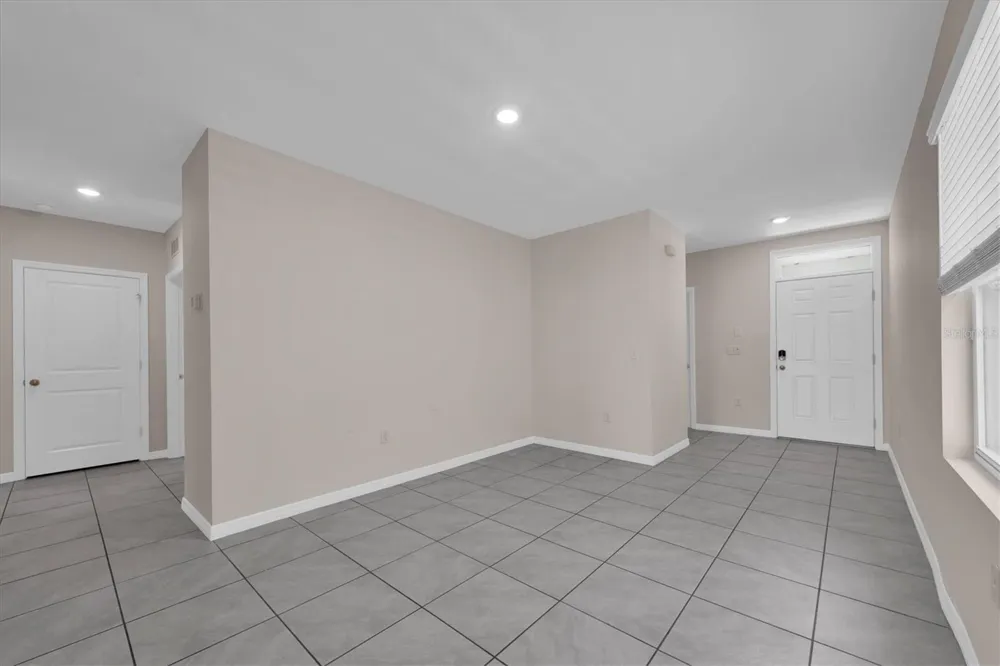 17066 OVAL RUM DRIVE Wimauma, FL 33598