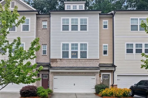2779 White Oak Lane #20
