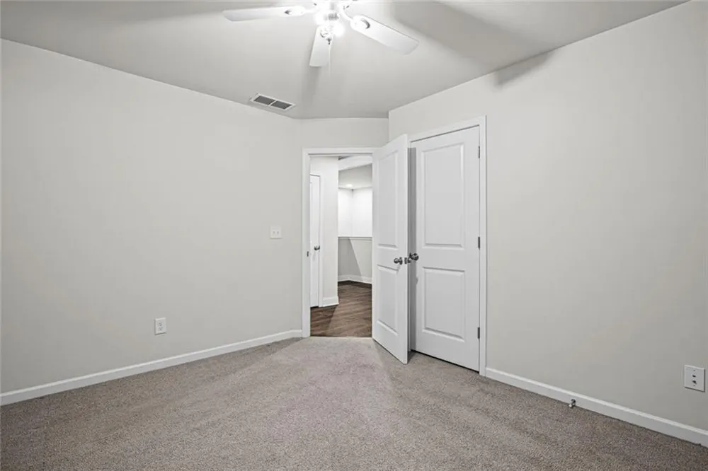 2779 White Oak Lane #20 Decatur, GA 30032