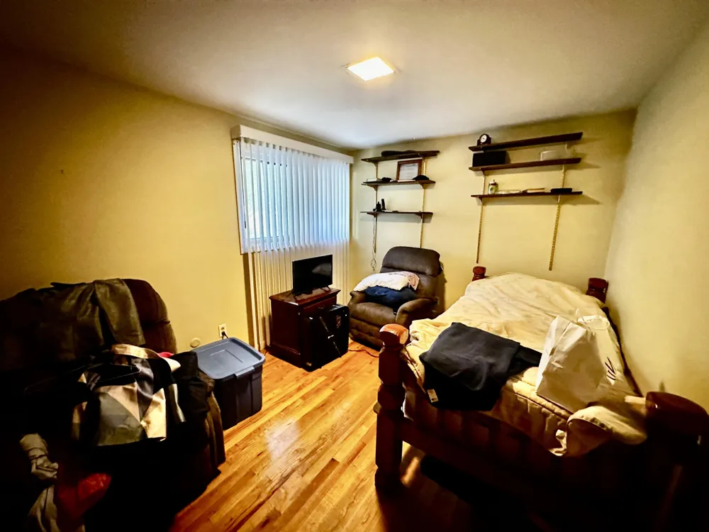 18215 Adrian Street Southfield, MI 48075