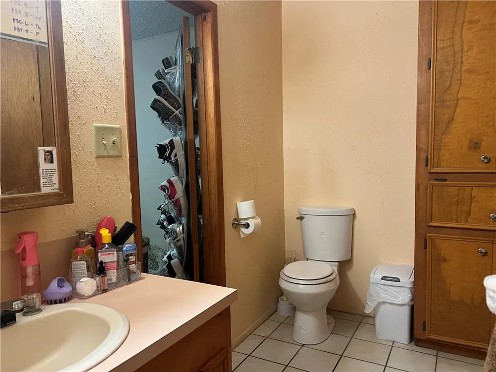 365 County Road 1341 Alice, TX 78332