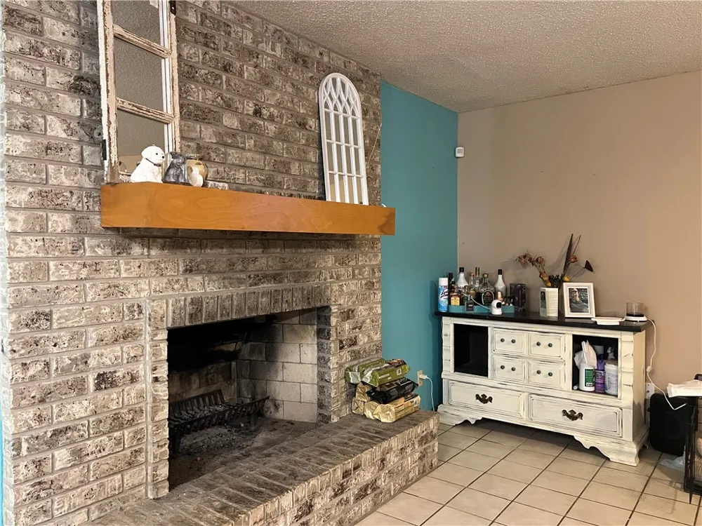 365 County Road 1341 Alice, TX 78332