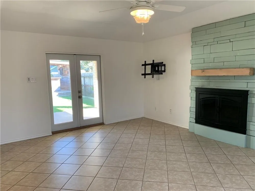 15334 Barataria Drive Corpus Christi, TX 78418