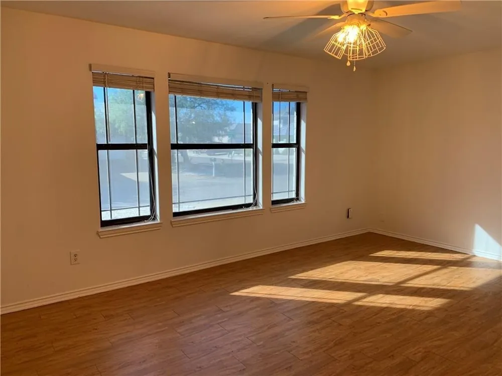15334 Barataria Drive Corpus Christi, TX 78418