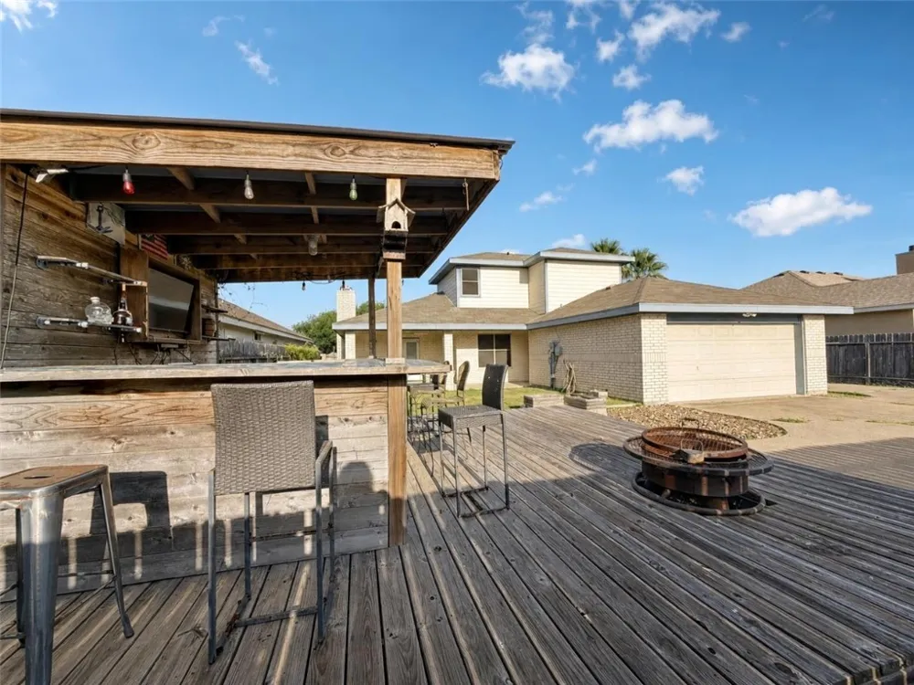15334 Barataria Drive Corpus Christi, TX 78418