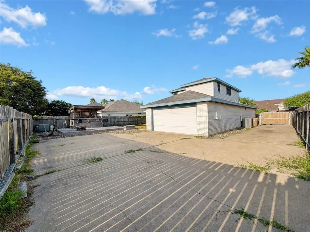 15334 Barataria Drive Corpus Christi, TX 78418