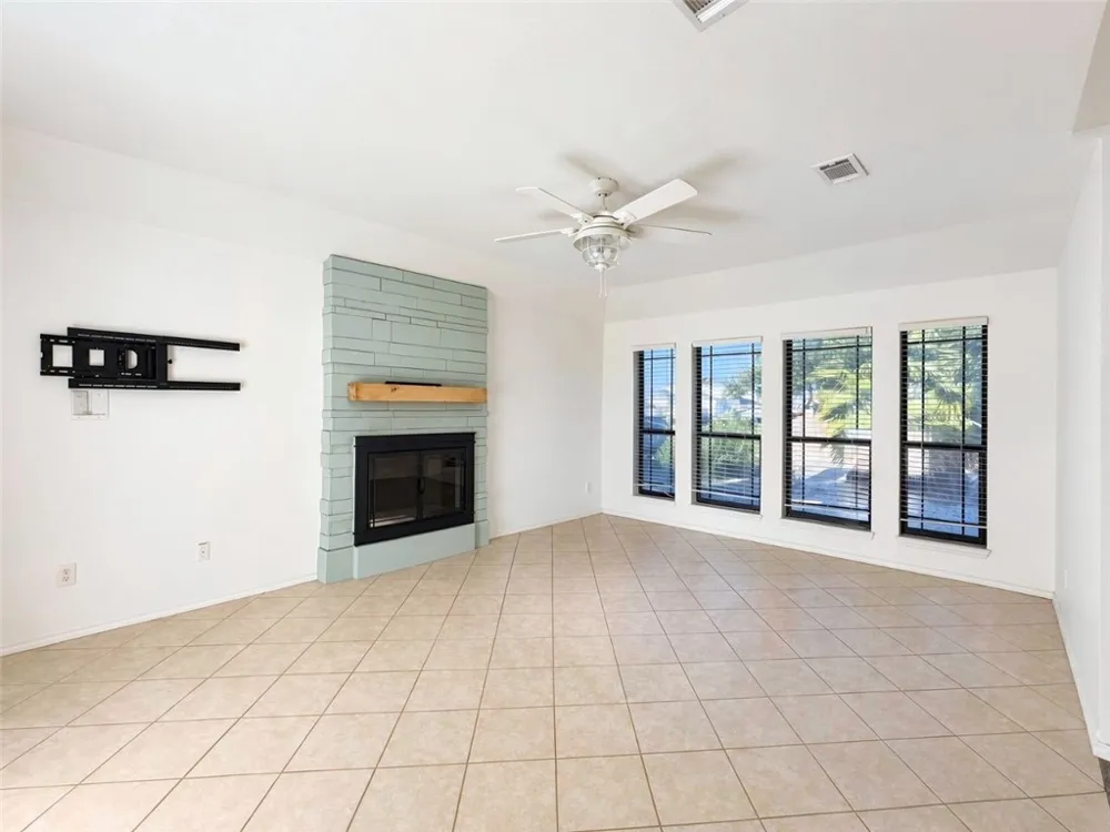 15334 Barataria Drive Corpus Christi, TX 78418