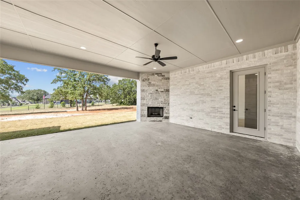 114 Red Bud Road Boyd, TX 76023