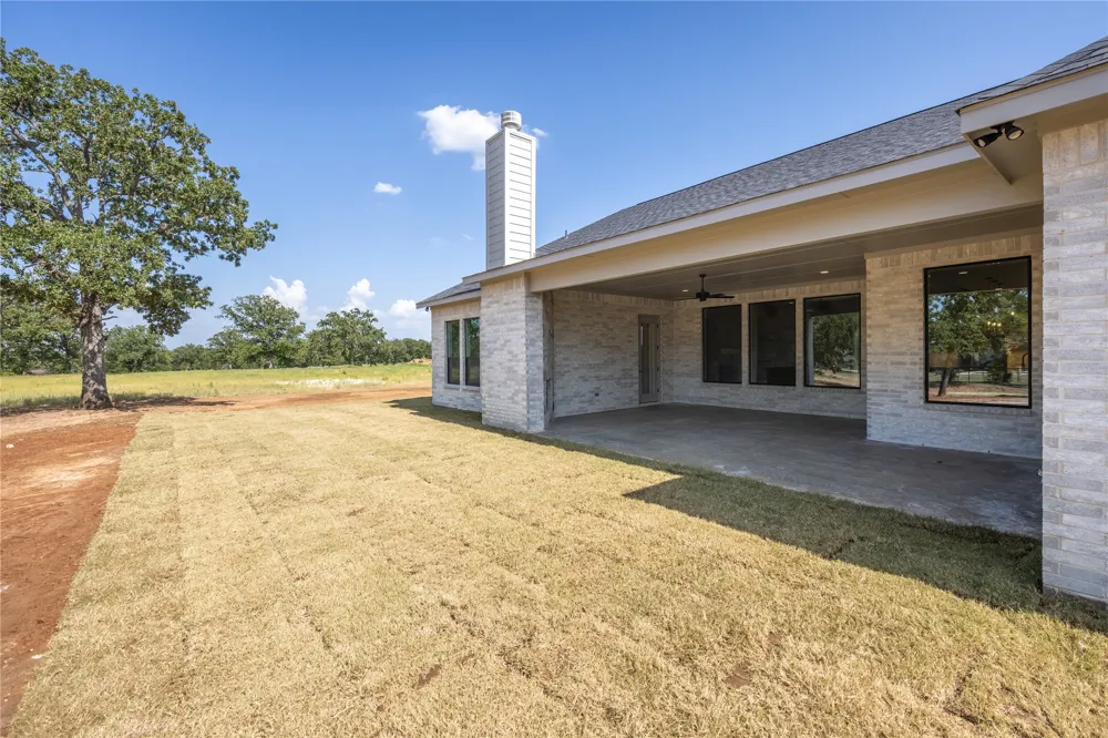 114 Red Bud Road Boyd, TX 76023