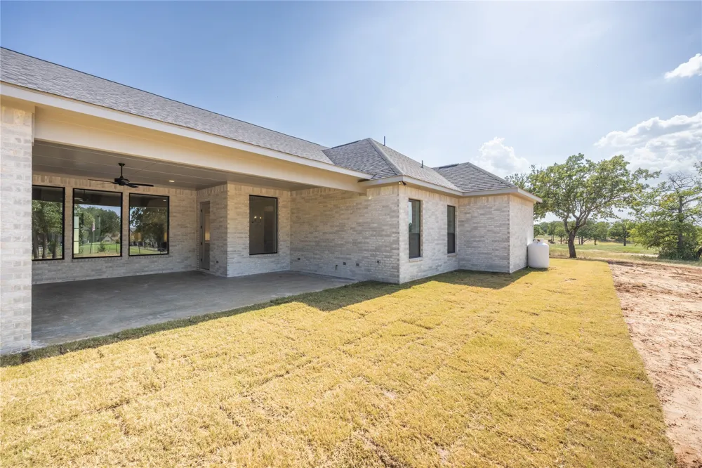 114 Red Bud Road Boyd, TX 76023
