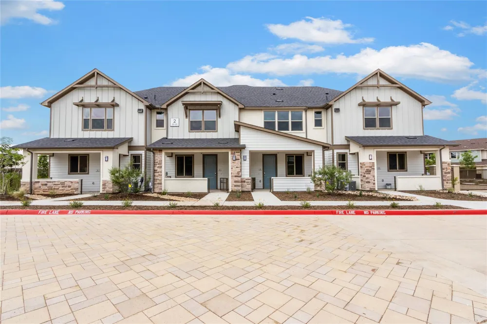 5900 Us 287 Arlington, TX 76017