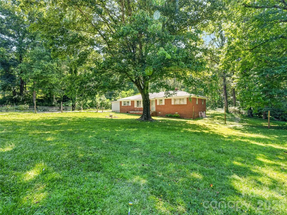 604 Belue Mill Road Landrum, SC 29356