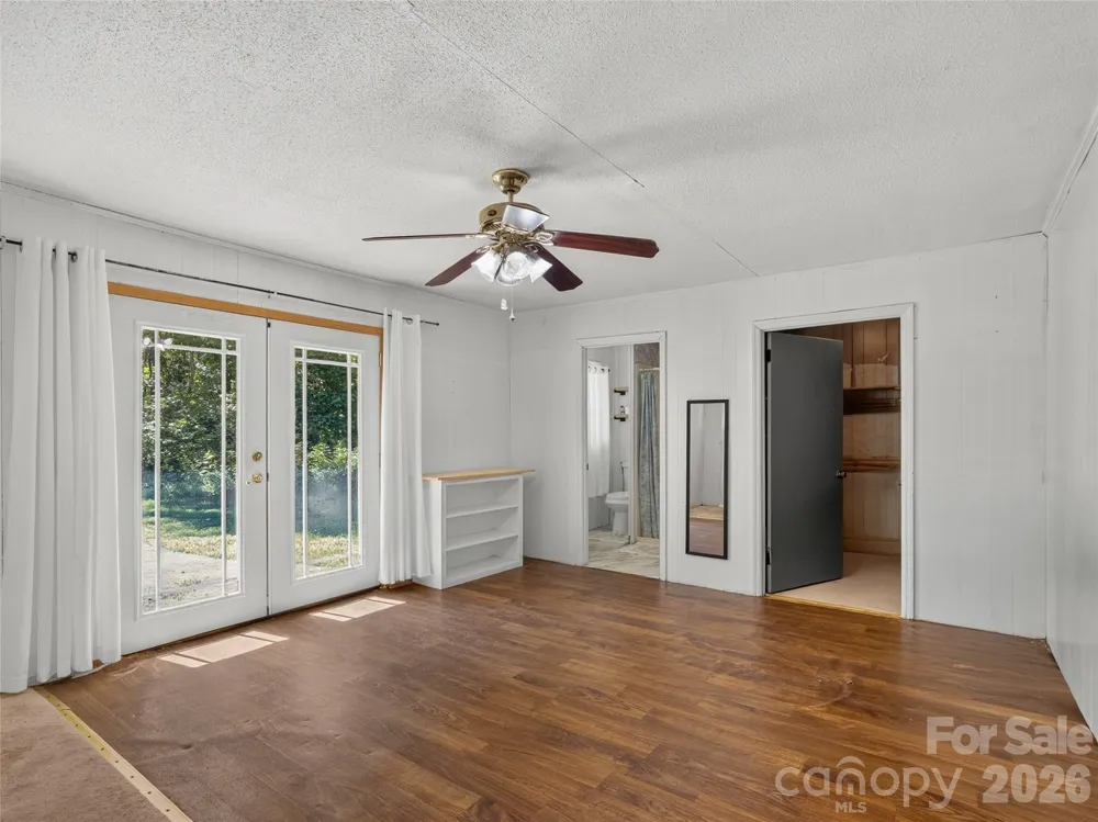 604 Belue Mill Road Landrum, SC 29356