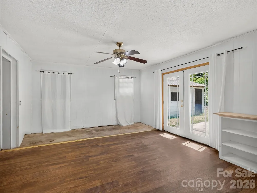 604 Belue Mill Road Landrum, SC 29356