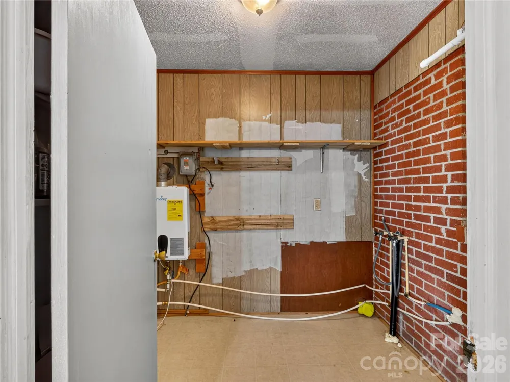 604 Belue Mill Road Landrum, SC 29356