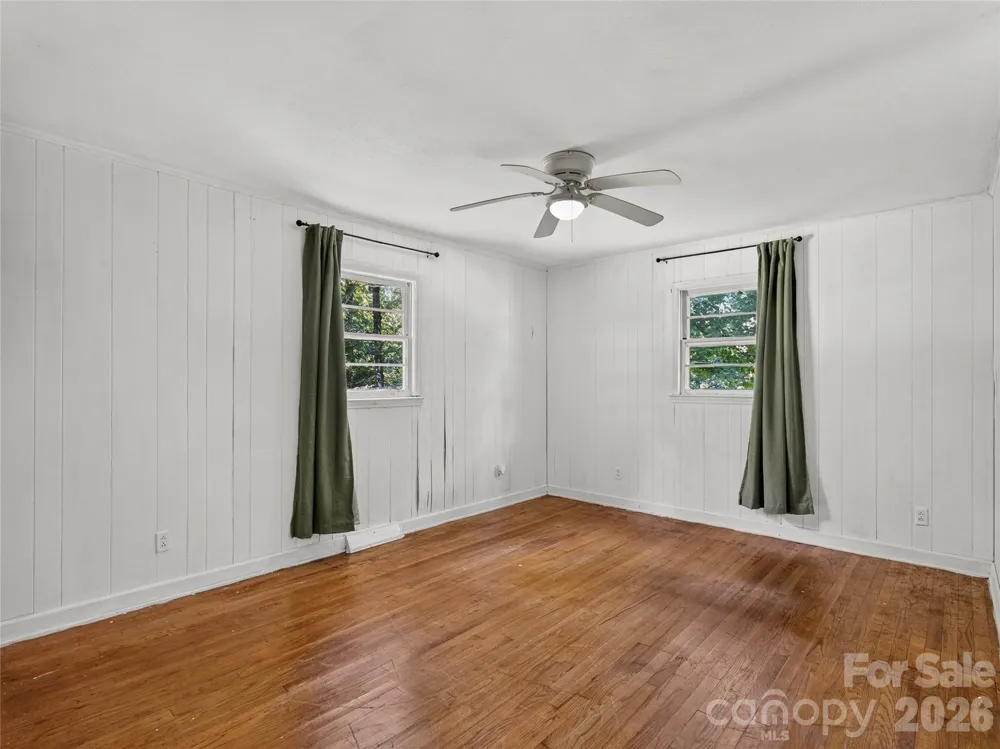 604 Belue Mill Road Landrum, SC 29356