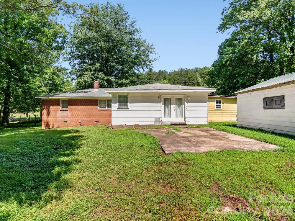 604 Belue Mill Road Landrum, SC 29356