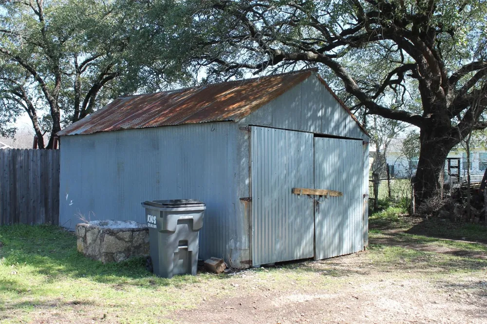 407 Paluxy Street Glen Rose, TX 76043