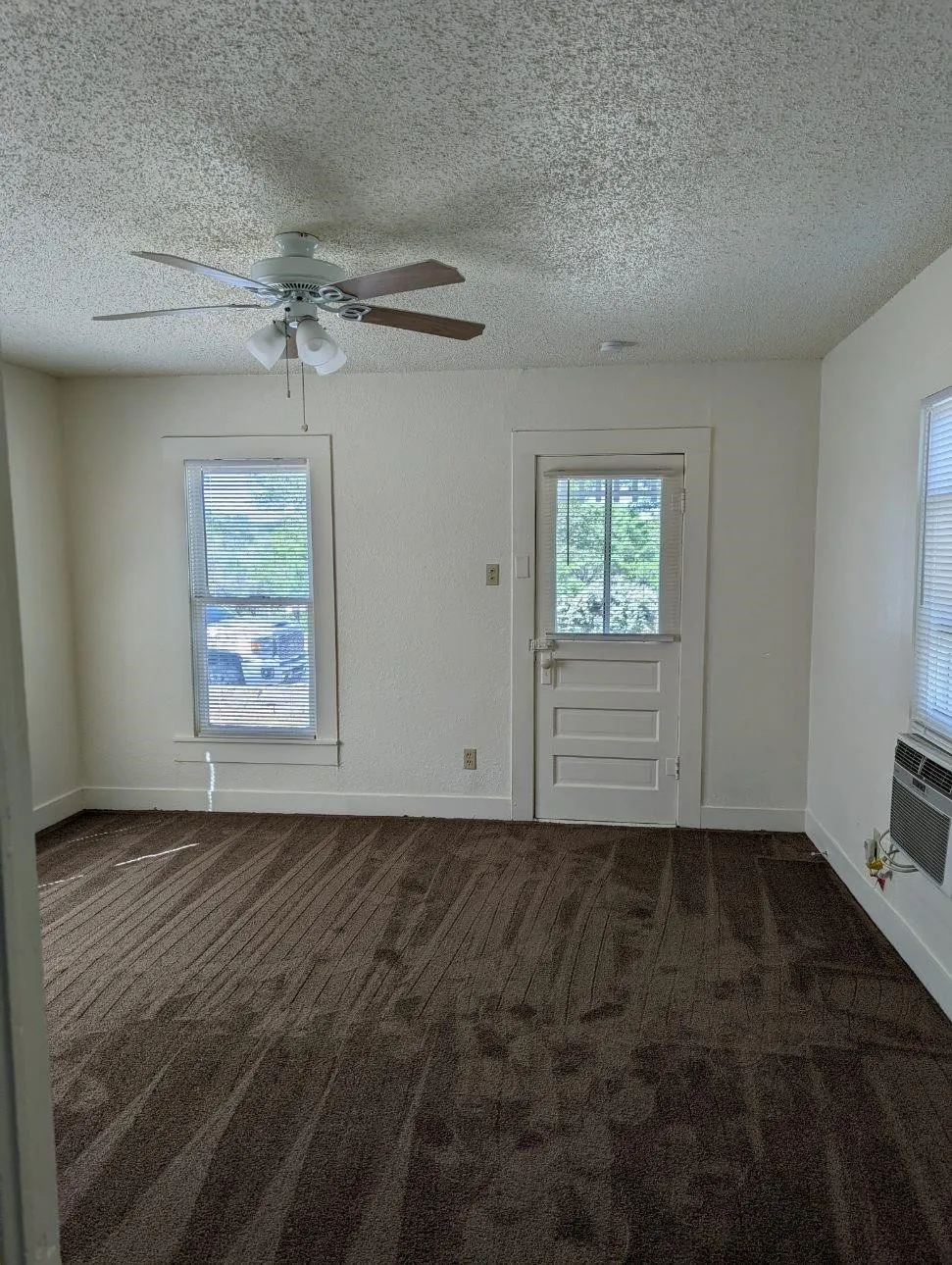 407 Paluxy Street Glen Rose, TX 76043