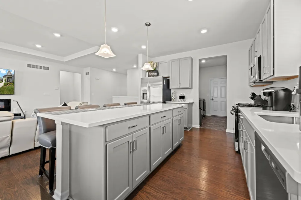 3775 Park Creek Lane Canton, MI 48188