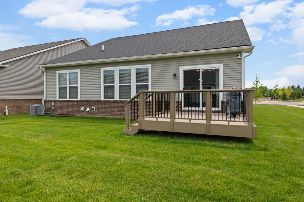 3775 Park Creek Lane Canton, MI 48188