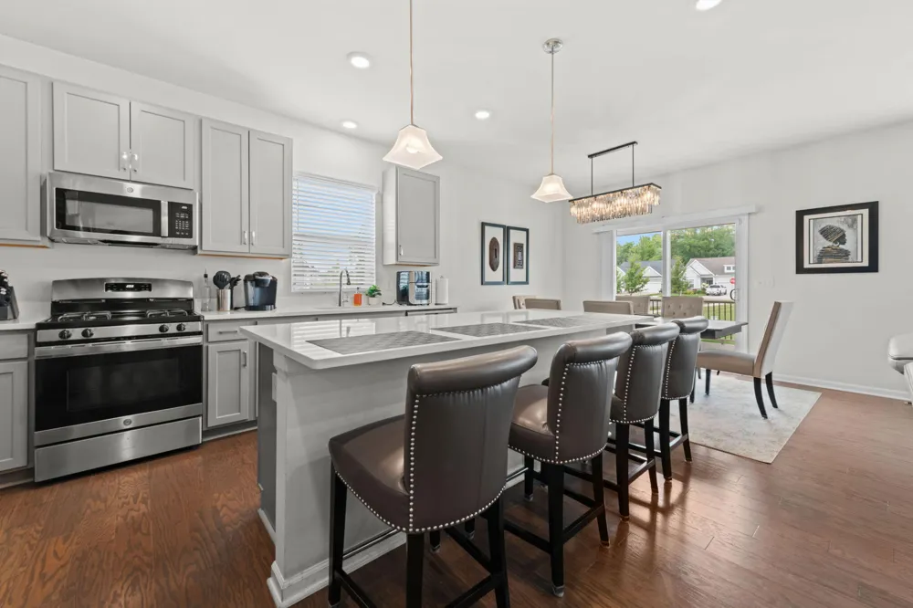 3775 Park Creek Lane Canton, MI 48188