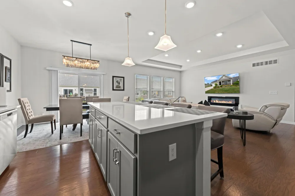 3775 Park Creek Lane Canton, MI 48188