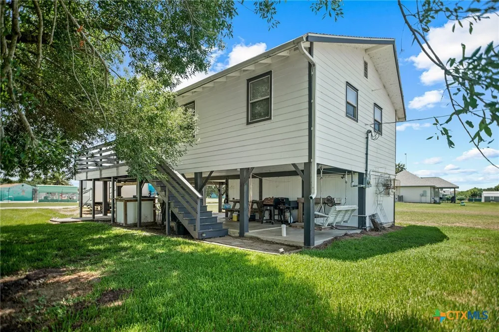 654 Calumet Drive Palacios, TX 77465