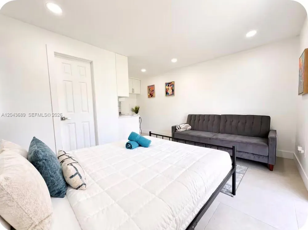 134 NE 117 st Miami, FL 33168