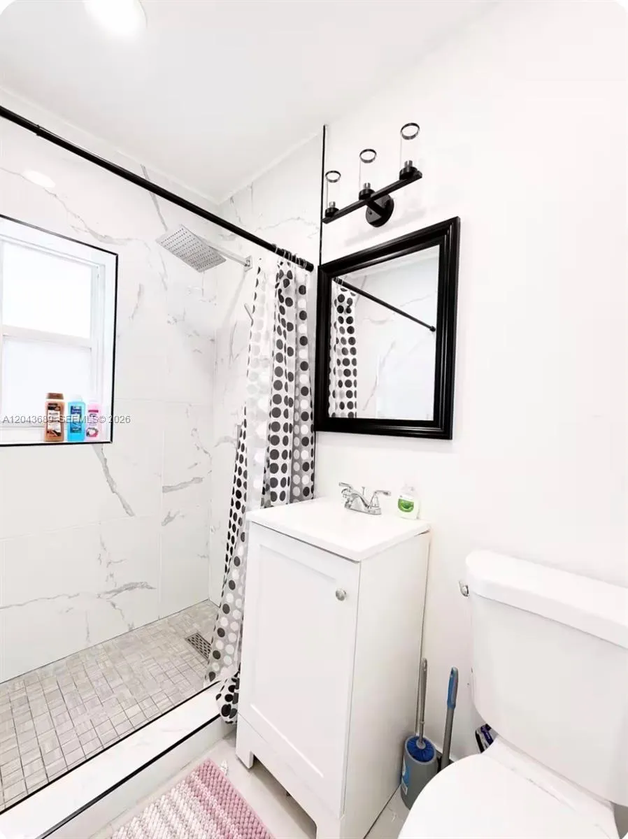 134 NE 117 st Miami, FL 33168
