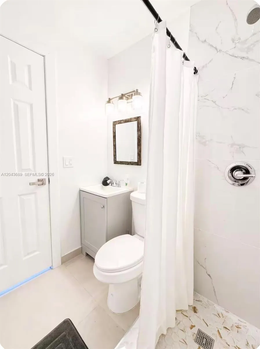 134 NE 117 st Miami, FL 33168