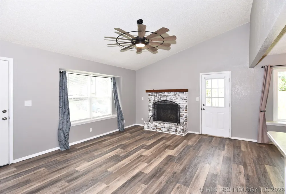 1339 E 138th Place Glenpool, OK 74033