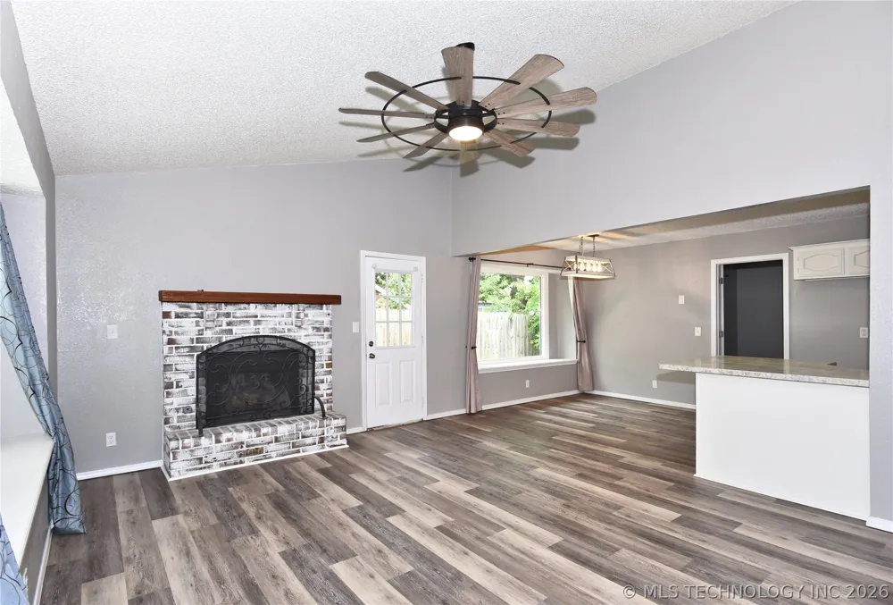 1339 E 138th Place Glenpool, OK 74033