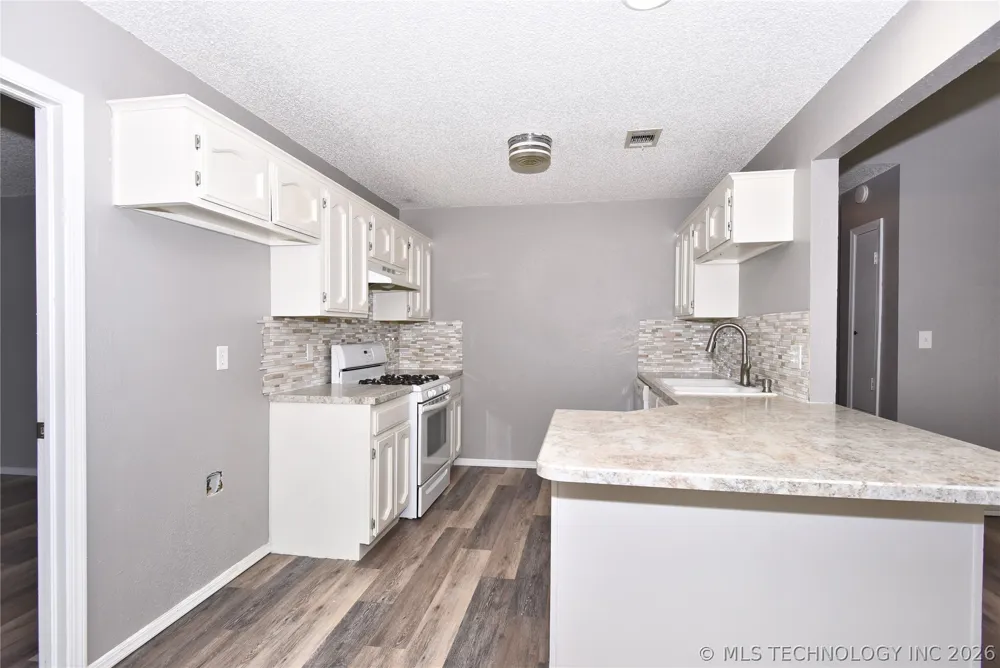 1339 E 138th Place Glenpool, OK 74033
