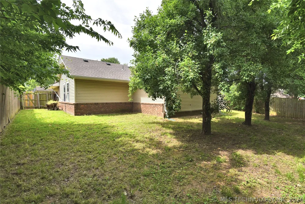 1339 E 138th Place Glenpool, OK 74033