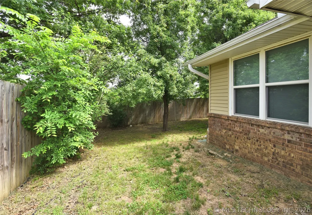 1339 E 138th Place Glenpool, OK 74033