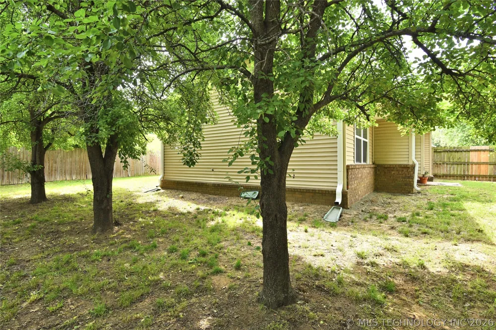 1339 E 138th Place Glenpool, OK 74033