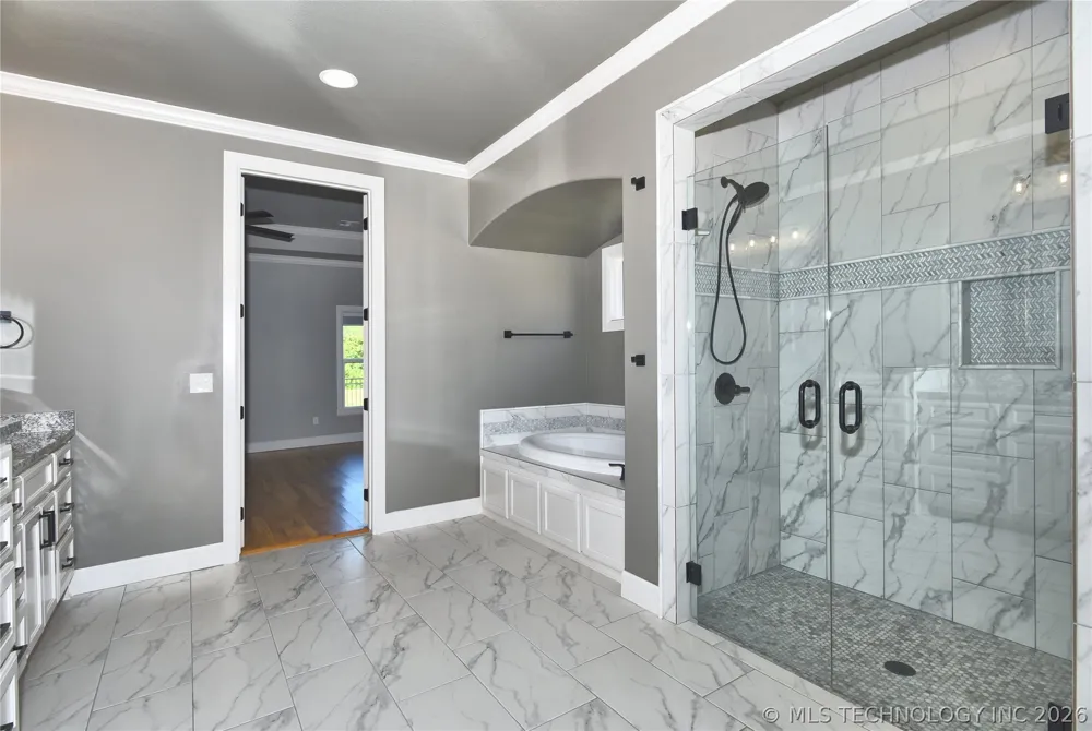 12516 S 102nd EastAvenue Bixby, OK 74008
