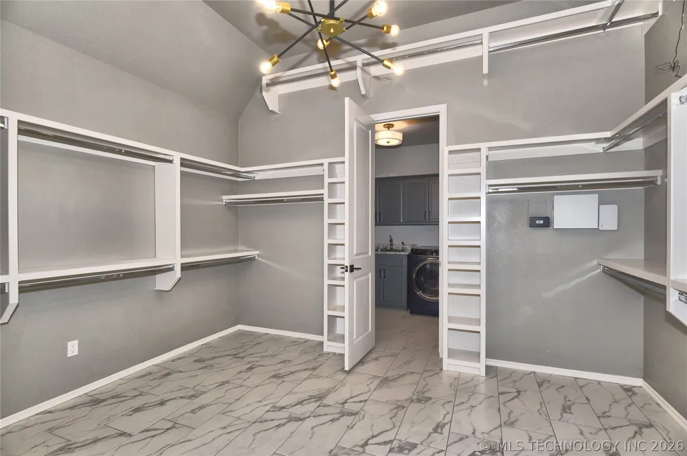12516 S 102nd EastAvenue Bixby, OK 74008