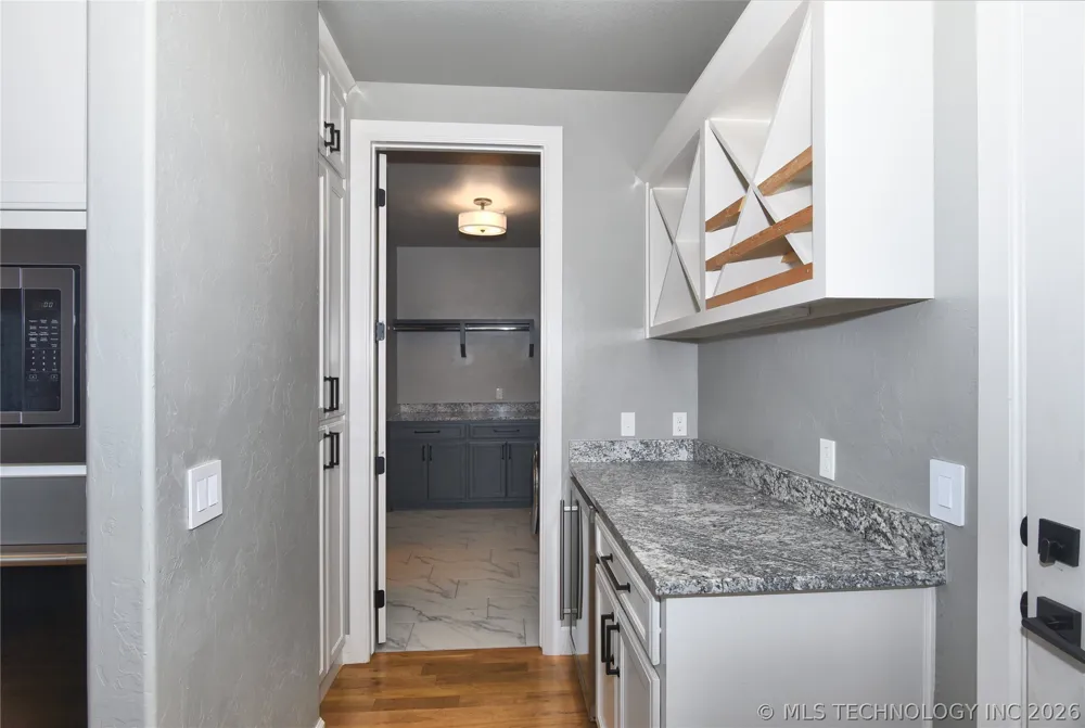 12516 S 102nd EastAvenue Bixby, OK 74008
