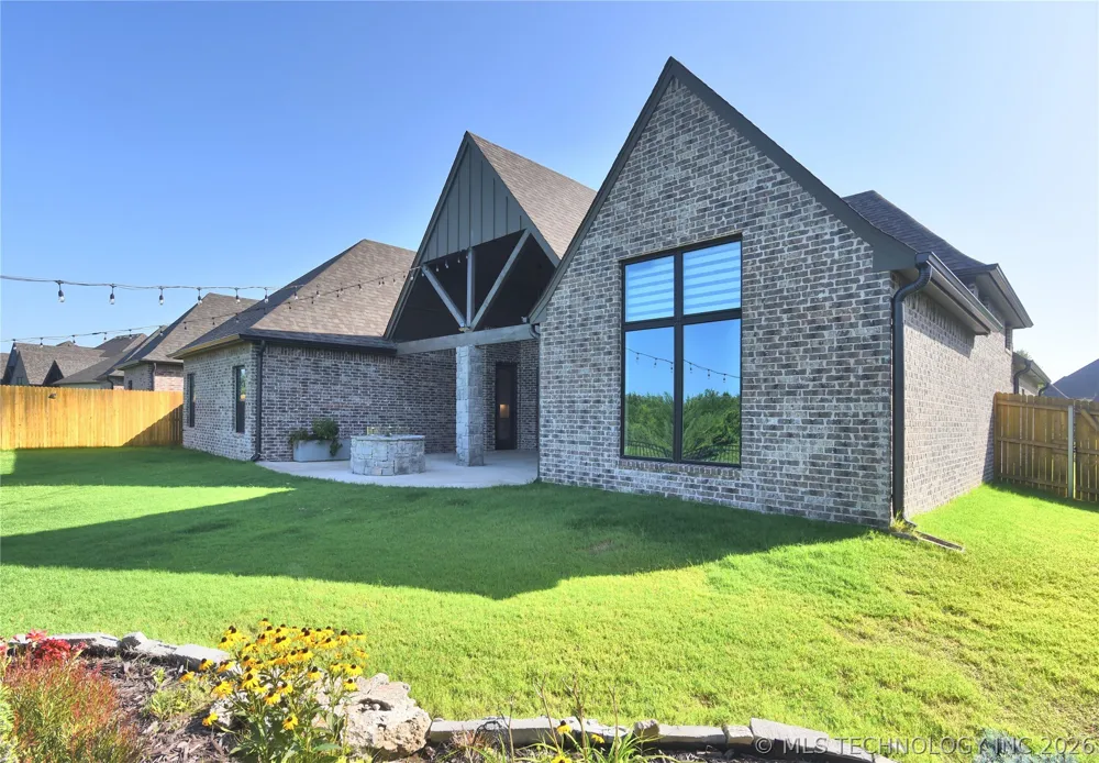 12516 S 102nd EastAvenue Bixby, OK 74008