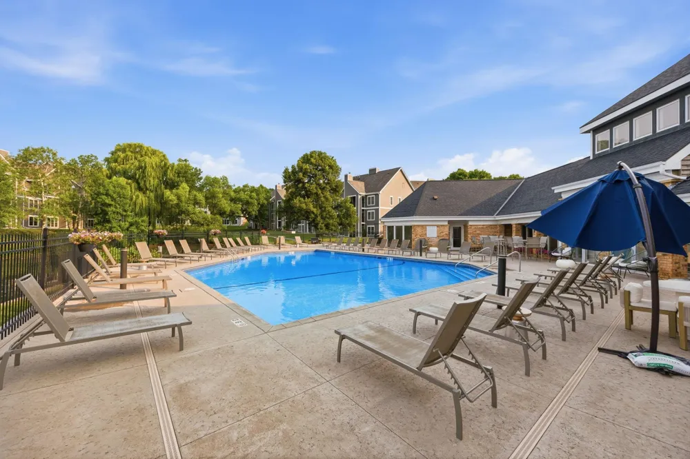 6048 Chasewood Parkway #1 Minnetonka, MN 55343