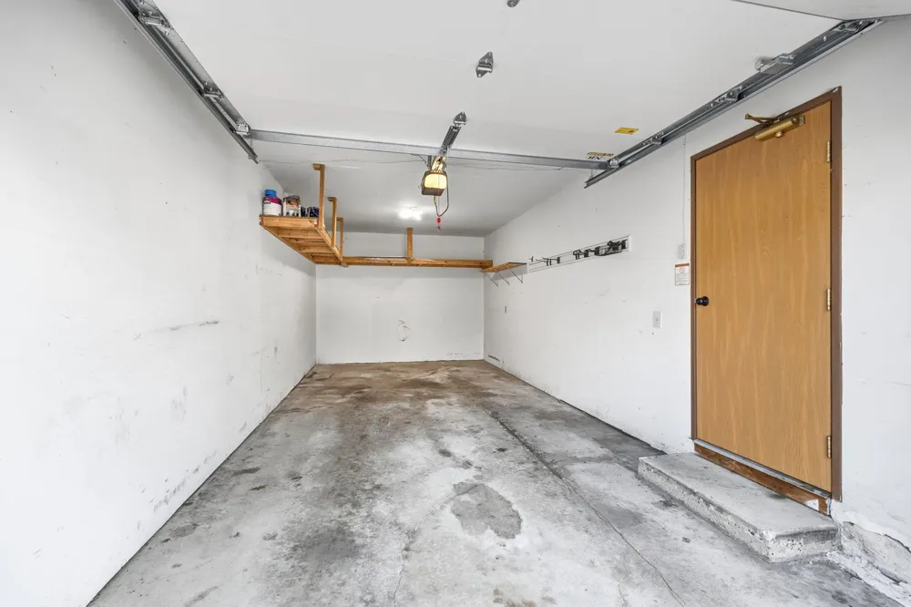 6048 Chasewood Parkway #1 Minnetonka, MN 55343