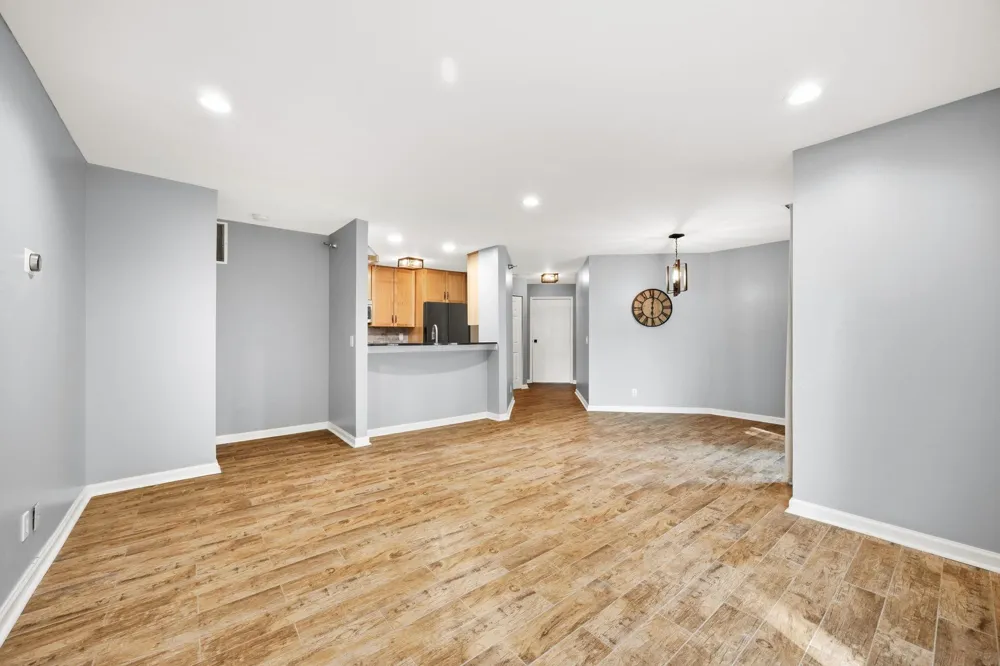 6048 Chasewood Parkway #1 Minnetonka, MN 55343