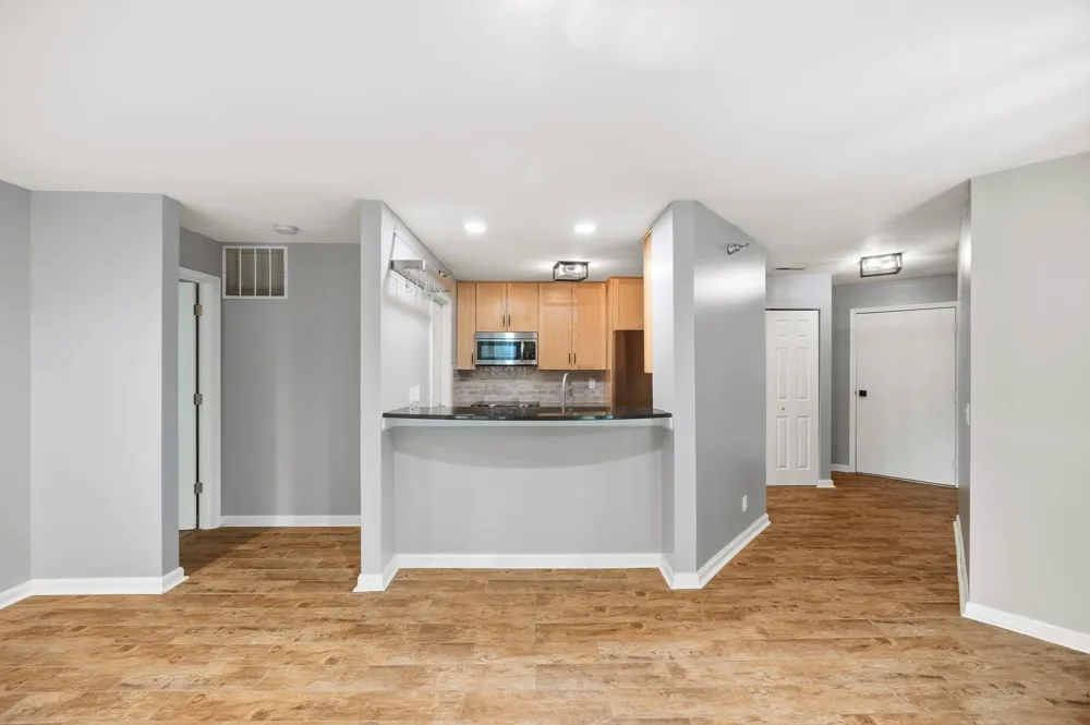 6048 Chasewood Parkway #1 Minnetonka, MN 55343