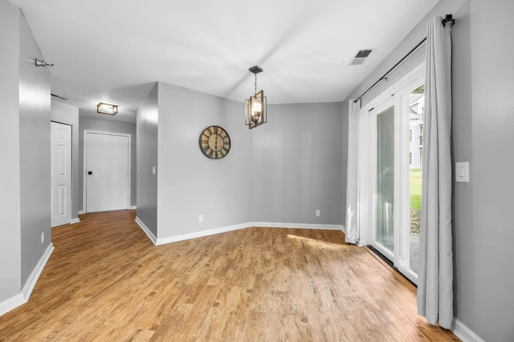 6048 Chasewood Parkway #1 Minnetonka, MN 55343