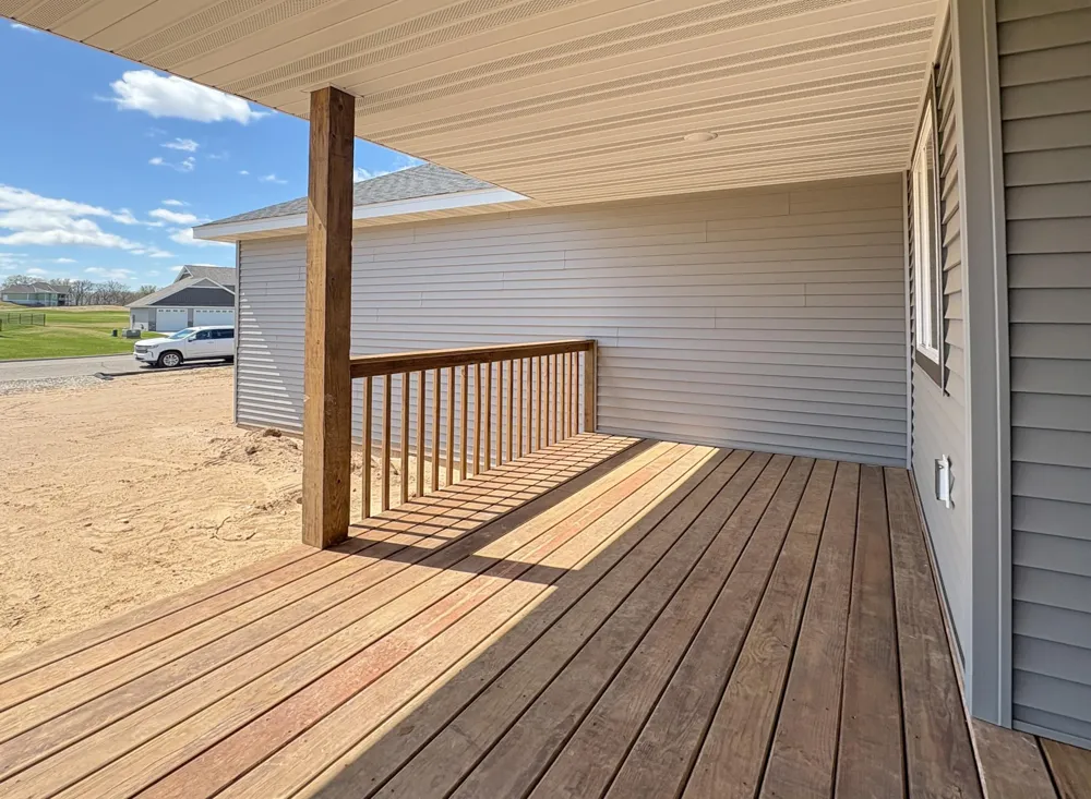 14250 277th Avenue NW Zimmerman, MN 55398