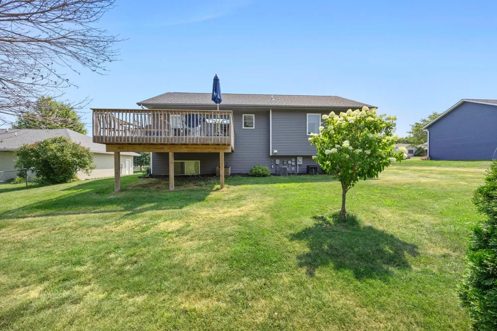 407 9th Street Goodhue, MN 55027